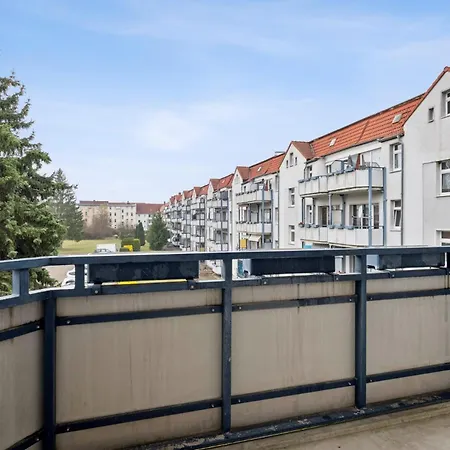 2br Near Train Station, Kitchen, Wi-fi, Smart Tv, Bathroom Halberstadt