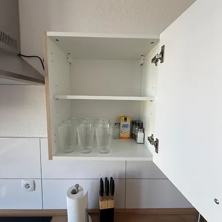 Apartment 2br Near Train Station, Kitchen, Wi-fi, Smart Tv, Bathroom Halberstadt