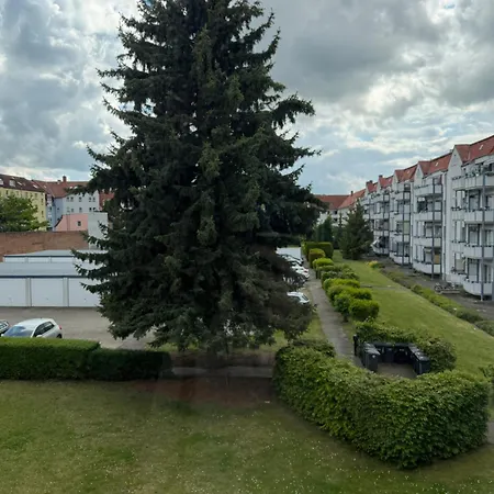 2br Near Train Station, Kitchen, Wi-fi, Smart Tv, Bathroom * Halberstadt