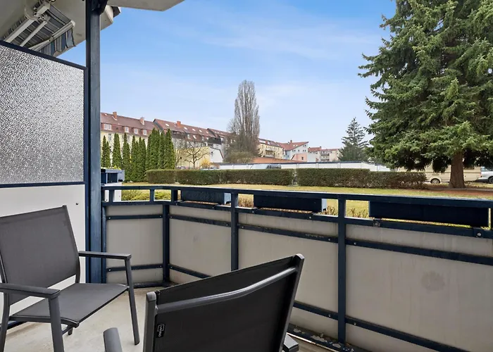 2br Near Train Station, Kitchen, Wi-fi, Smart Tv, Bathroom Halberstadt