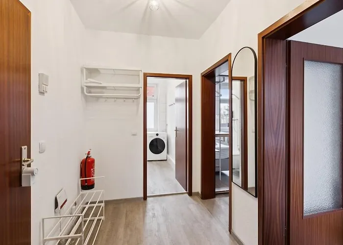 2br Near Train Station, Kitchen, Wi-fi, Smart Tv, Bathroom Appartement Halberstadt